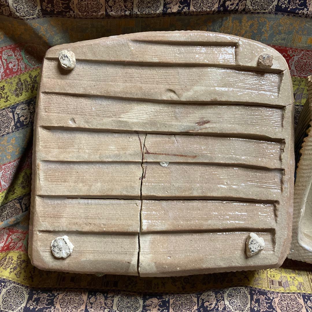 織部　陶箱　作家不詳　21×18×￼高18cm 4.4Kg