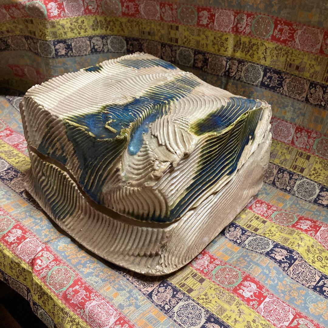 織部　陶箱　作家不詳　21×18×￼高18cm 4.4Kg