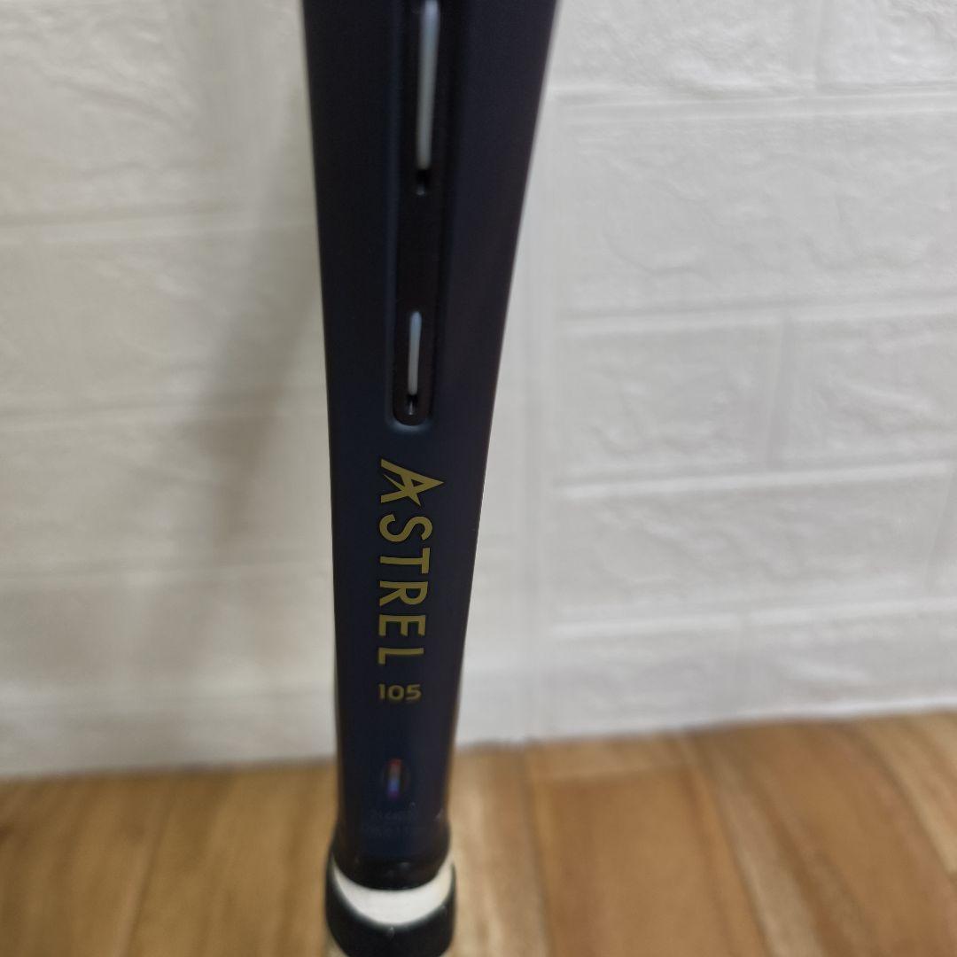 美品 ヨネックス　YONEX ASTREL 105 テニスラケット　G1E