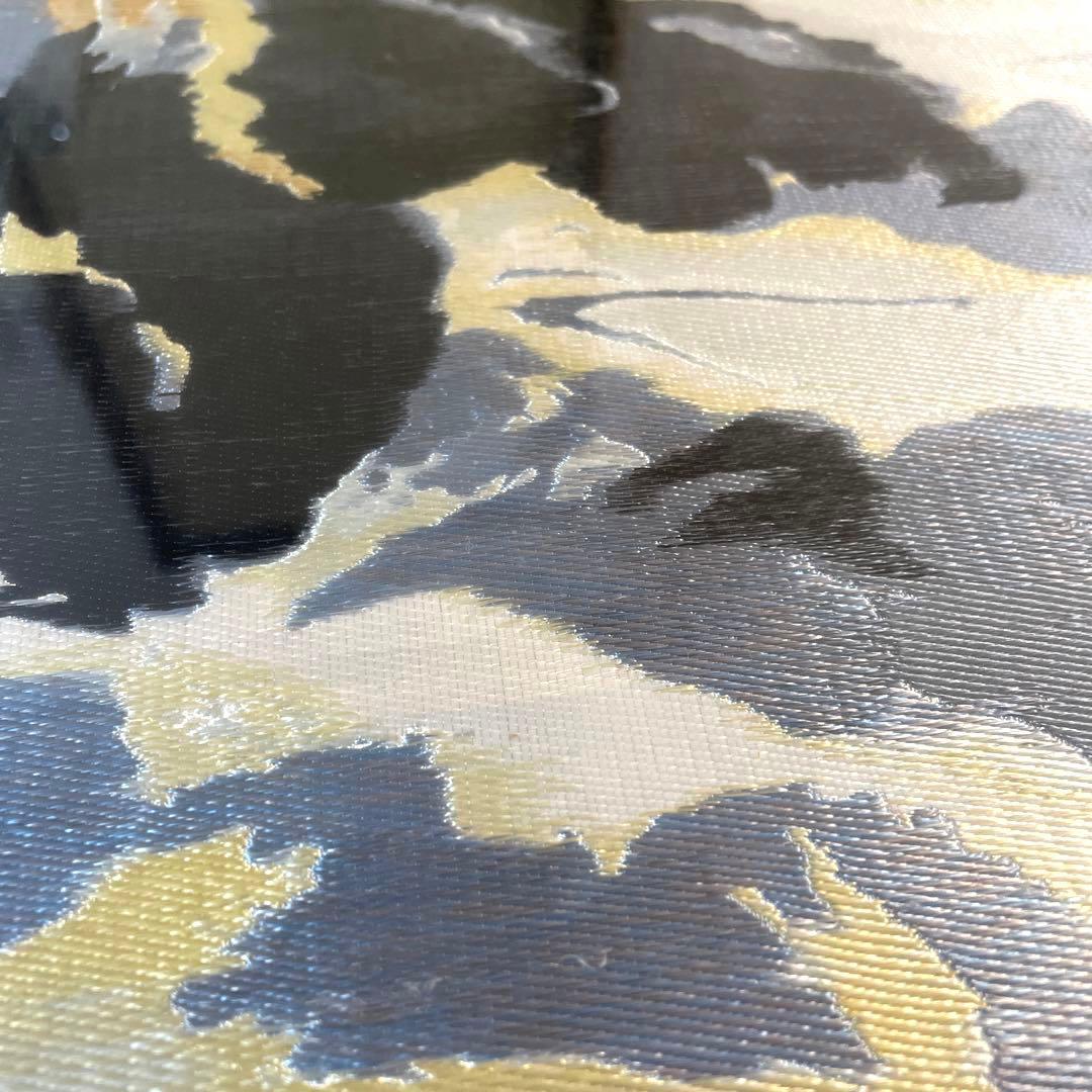 絹織物　山君図　虎　刺繍絵画　刺繍絵　掛け額　額入り　額縁　大型サイズ