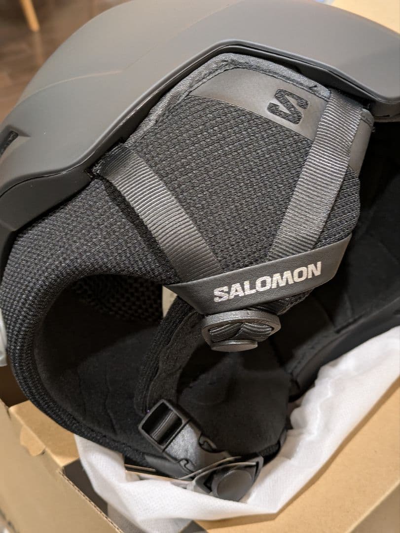 SALOMON XL スケートボードヘルメット、自転車、バイク兼用可能