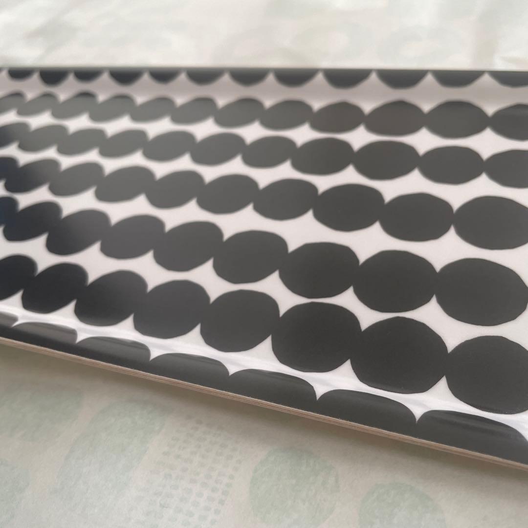 新品未使用　marimekko トレイ　ラシィマット