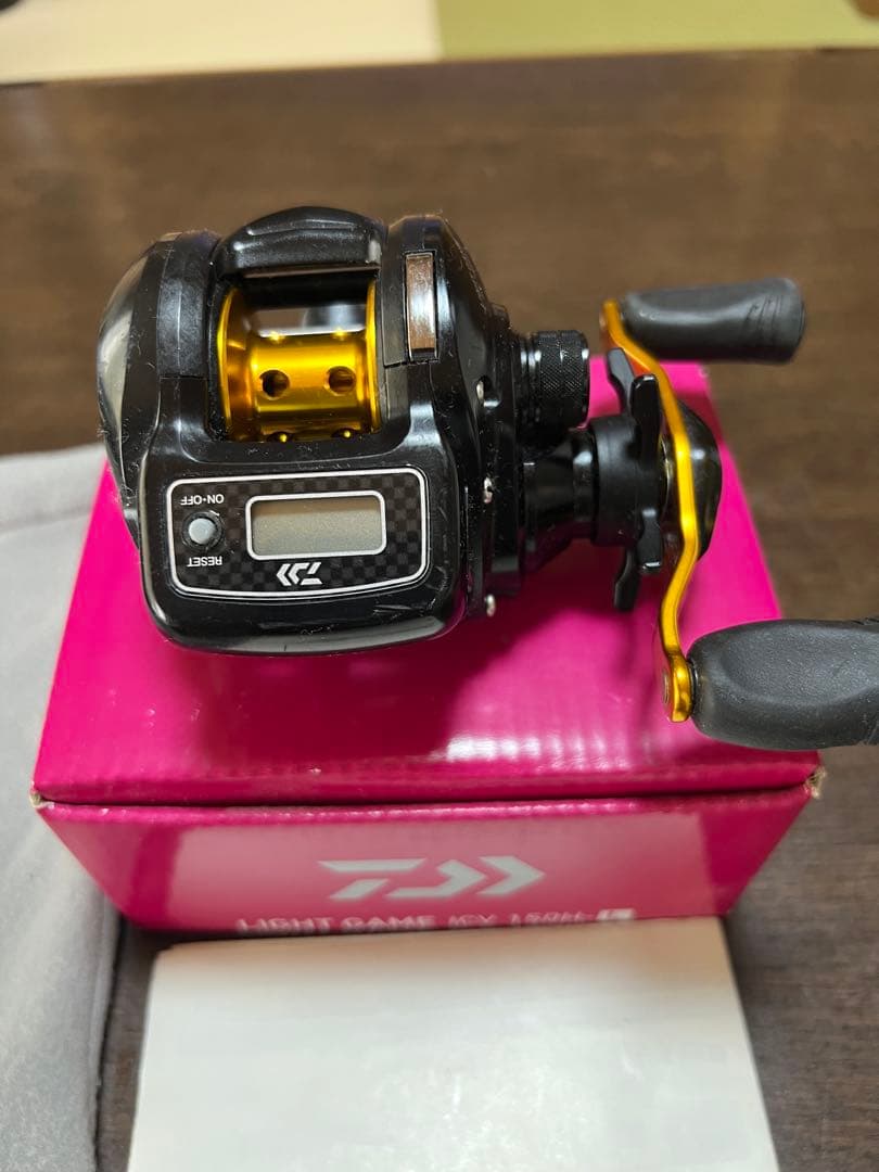 DAIWA LIGHT GAME ICV 150H-L リール