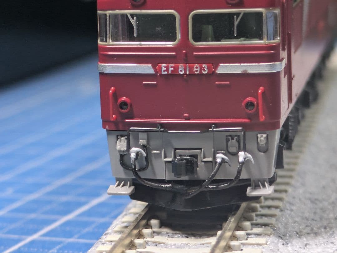 値下げ中!! TOMIX 7126 JR EF81（北斗星、Hゴムグレー）加工品