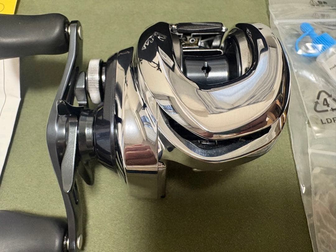 美品 SHIMANO 19ANTARES HG 右ハンドル