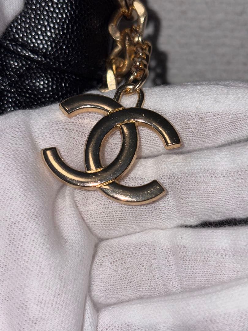 CHANEL ショルダーバッグ ハンドバッグ　キルティングブラック　ノベルティー