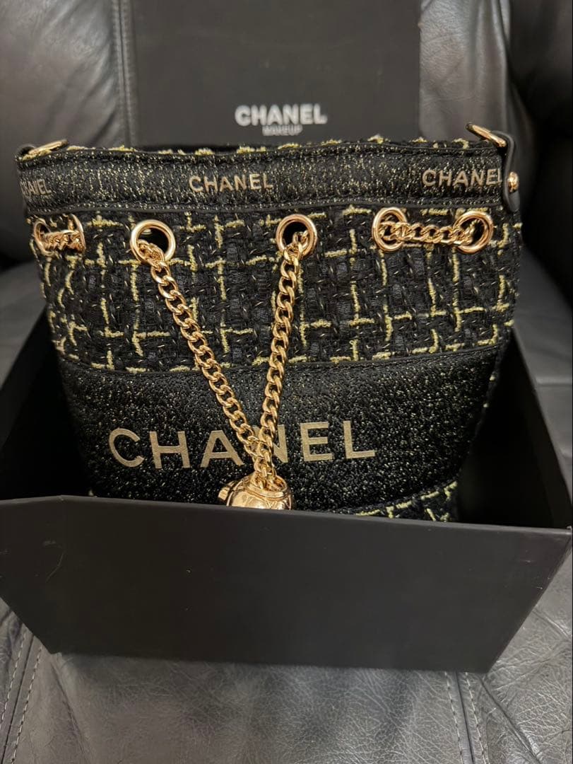非売品　ノベルティ　CHANEL ラメ　カバン　ゴールドチェーン　新品　未使用