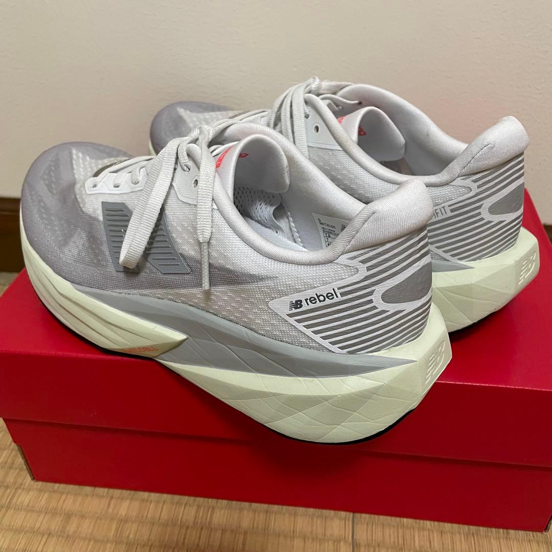 スパイク・シューズ New Balance FuelCell Rebel v5 25.5 Alpen