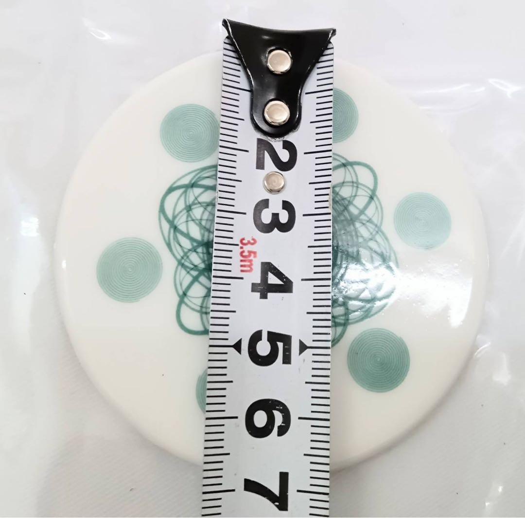 足立育朗 フロープレート 有田焼 直径 約7cm 形態 色 グリーン