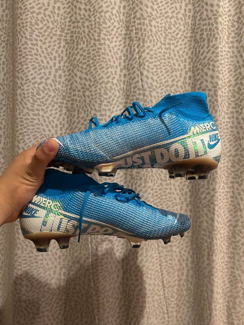Nike マーキュリアルヴェイパー13エリート FG