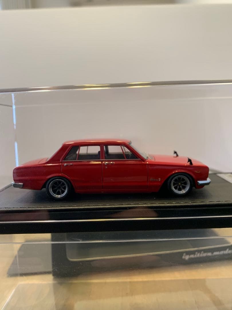 イグニッションモデル　1/43 スカイライン　GT-R PGC10 レッド