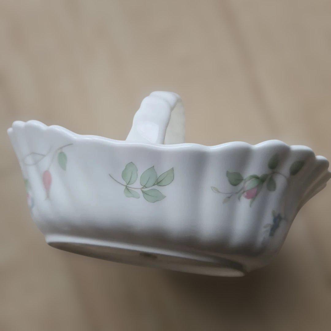  ROSEHIP ウエッジウッド ローズヒップ　バスケット