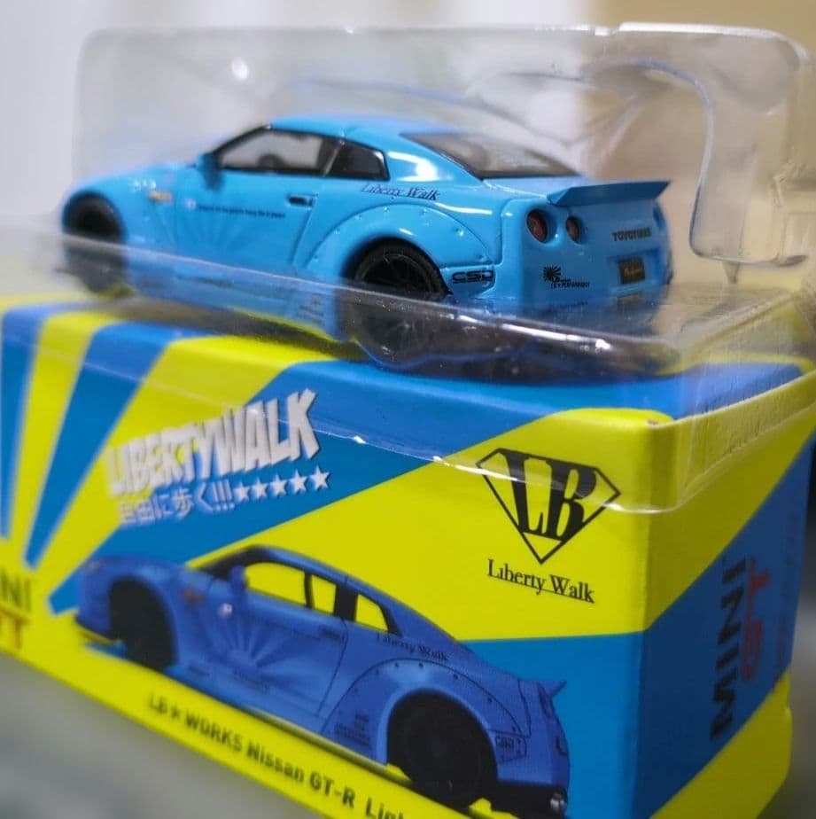 MINI GT LB★WORKS Nissan GT-R Light Blue