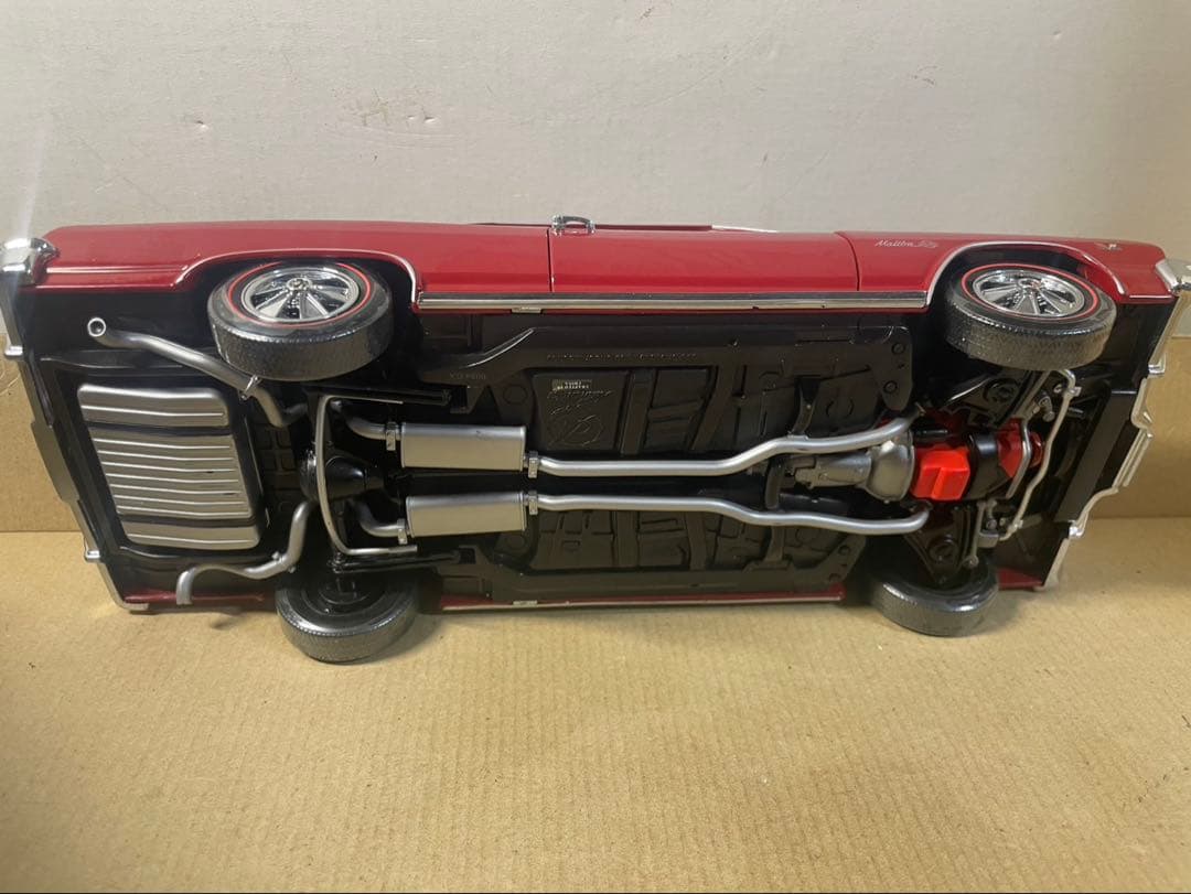 ertl 1/18 シェベルss マリブ　396 中古