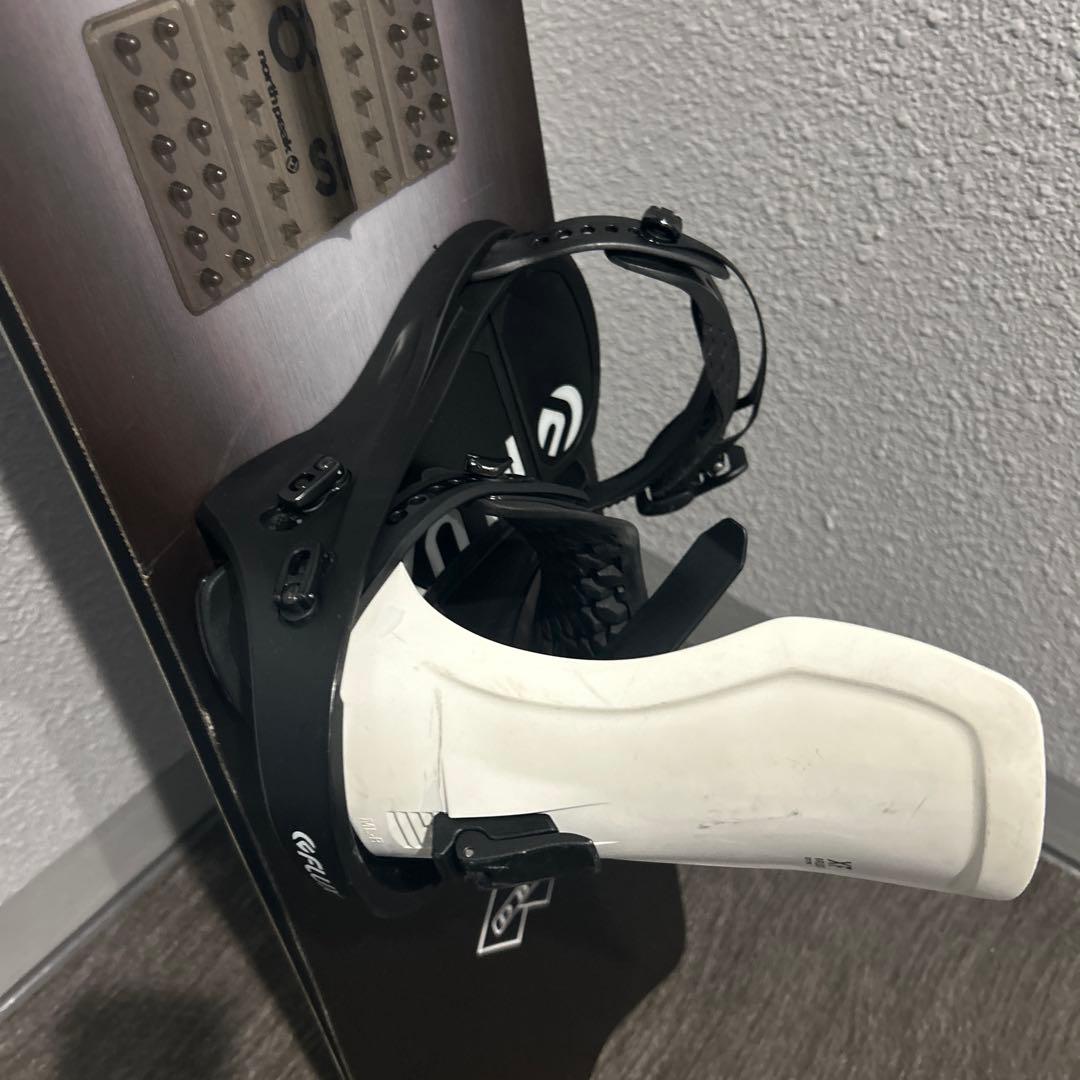 スノーボードビィンディングセット JONES STRATOS / FLUX XF