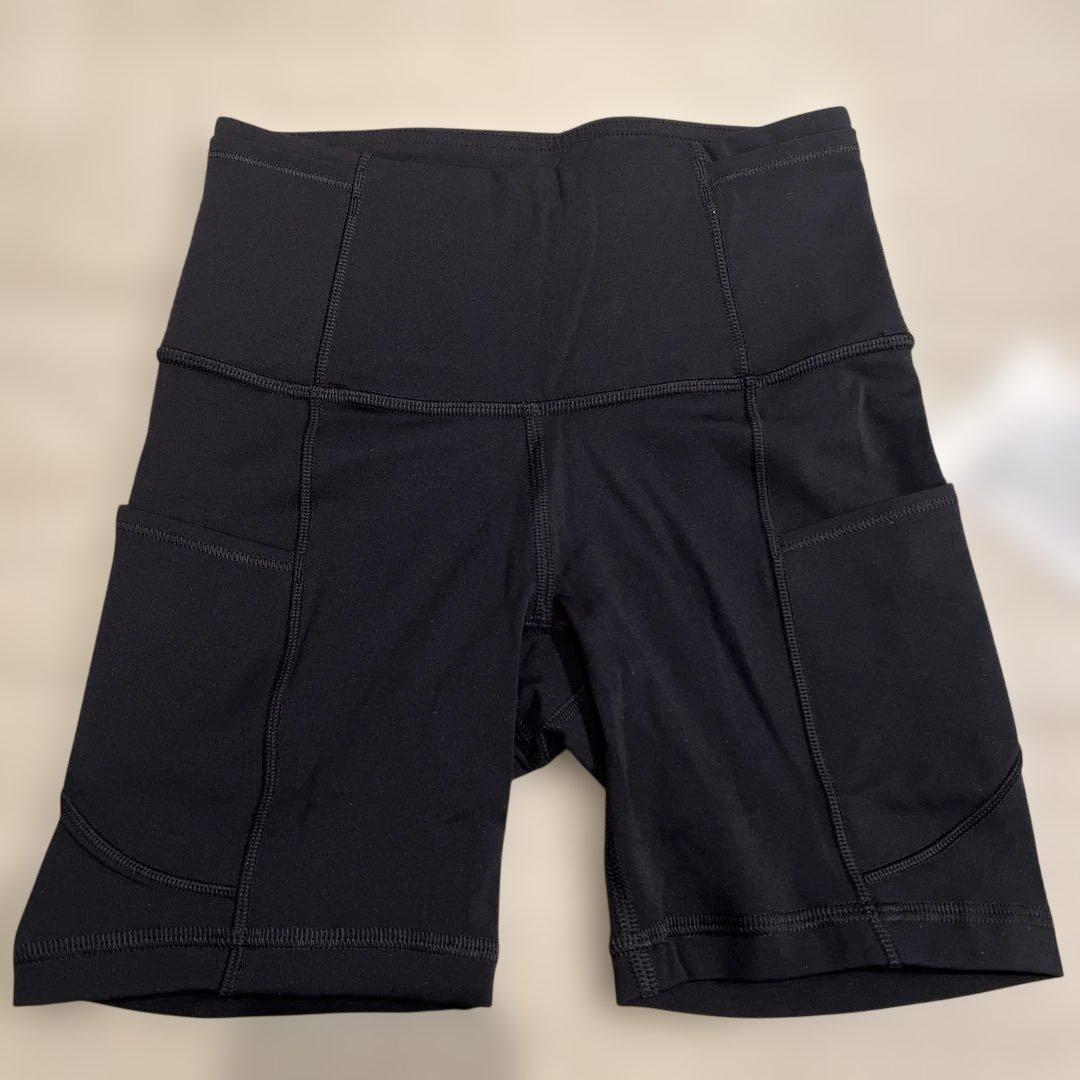 新品タグ付❣️ルルレモンFast and Free 6ショートタイツスパッツ黒0