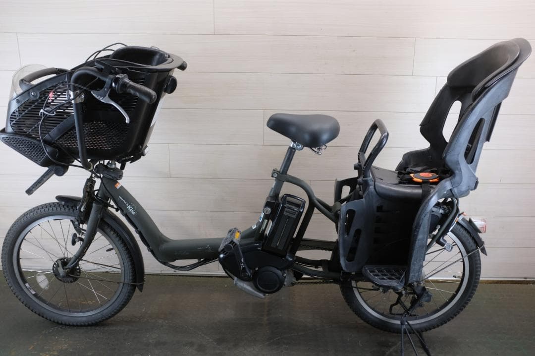 電動自転車 ヤマハPAS KISS 20インチ 3段変速 8.7Ah 充電器有