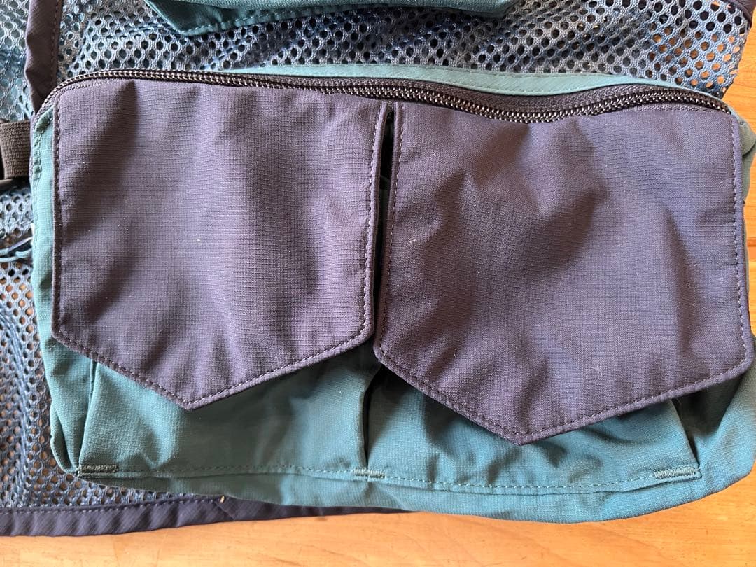 SIMMS トリビュータリーベスト　Mサイズ