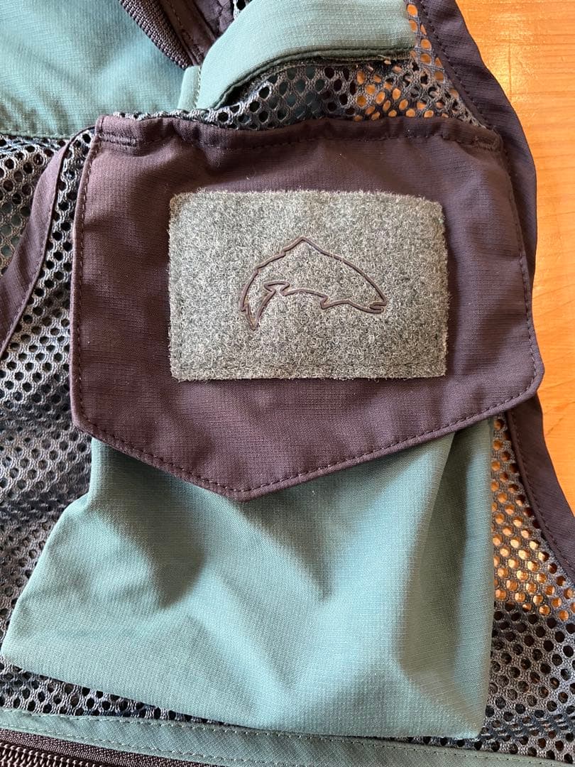 SIMMS トリビュータリーベスト　Mサイズ