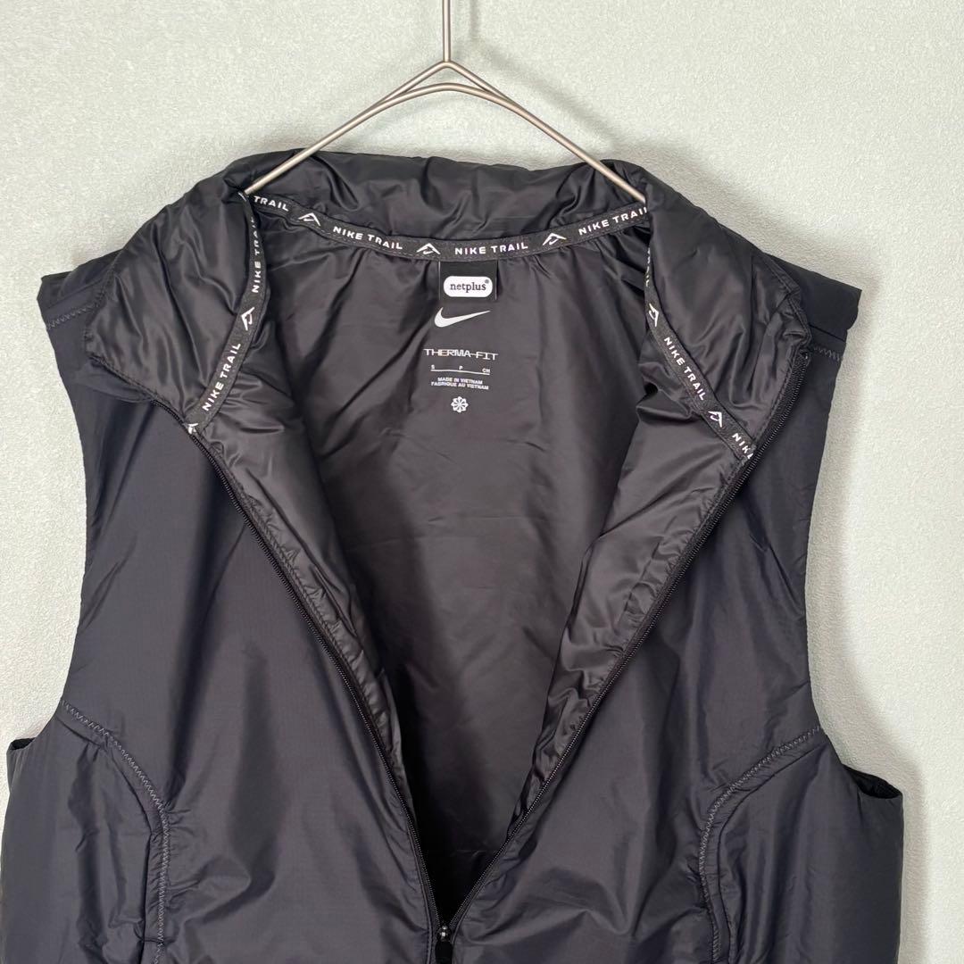 S 新品 ナイキ トレイル ランニングベスト プリマロフト 中綿 黒 ベスト