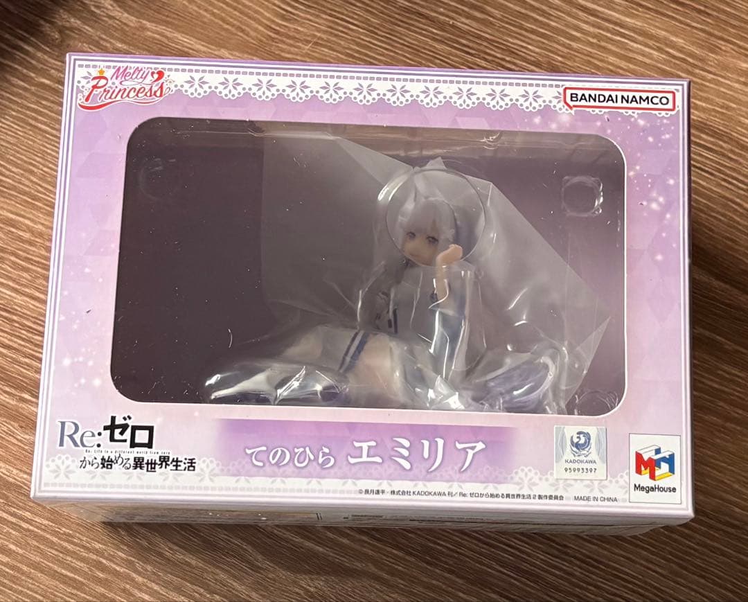 MeltyPrincess フィギュア リゼロ てのひらエミリア 新品未開封品