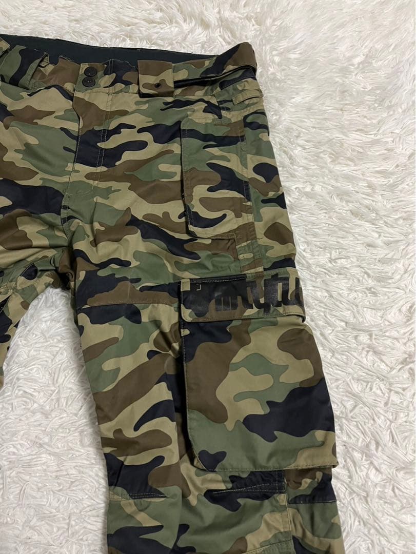 THIRTY TWO　スノボ　スキーウエア　セットアップ　迷彩　上下M