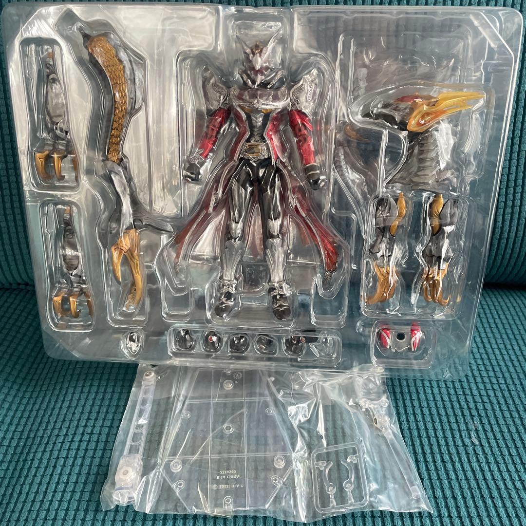 土日限定出品！sic仮面ライダーウィザードフレイムドラゴン&オールドラゴン