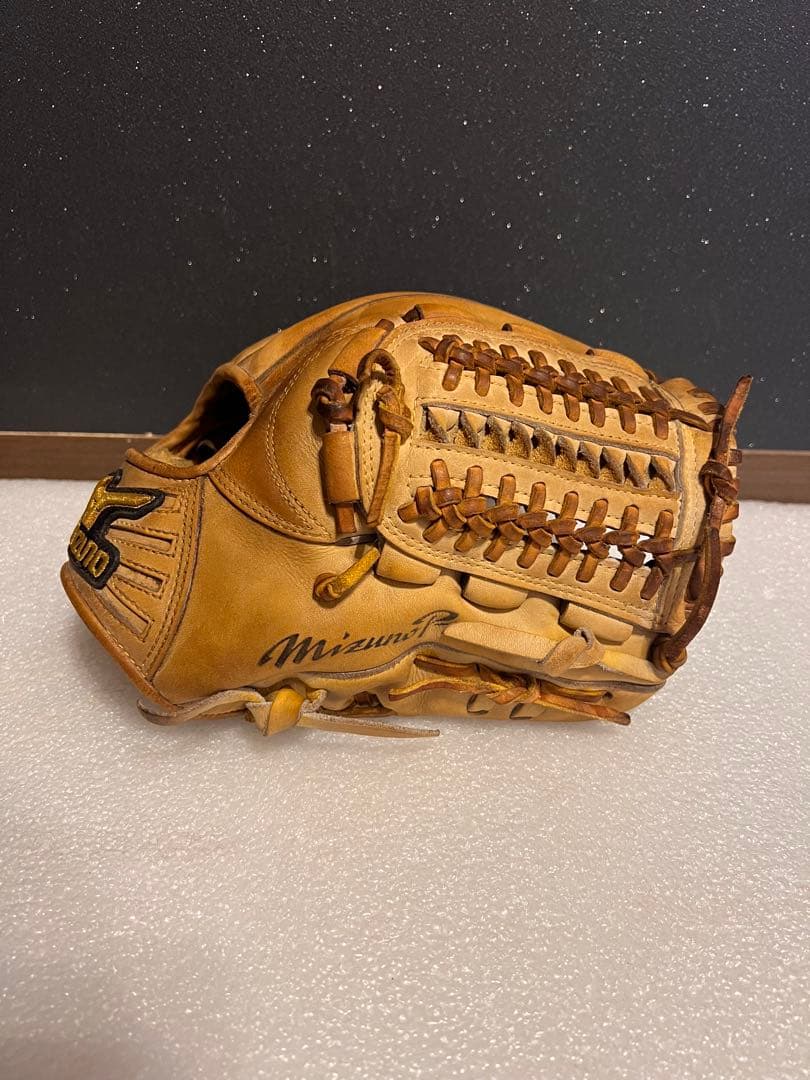 ★美品★革質◎★ ミズノプロ 硬式用 内野手 サイズ9 良型 即戦力