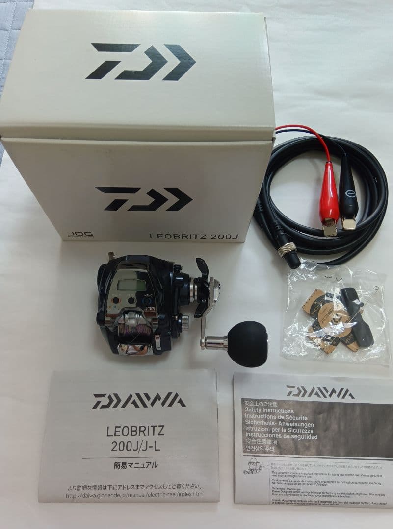 Daiwa LEOBRITZ 200J 電動リール 右ハンドル