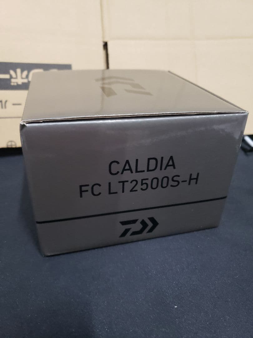 CALDIA LT2500S-H スピニングリール