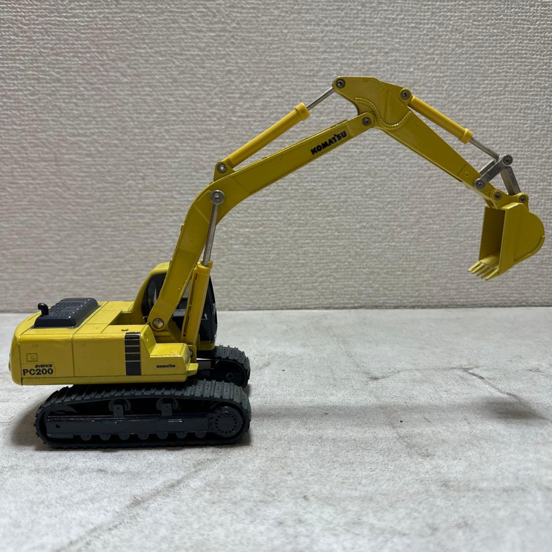 コマツ avance PC200 K-004 ショベル 1/43