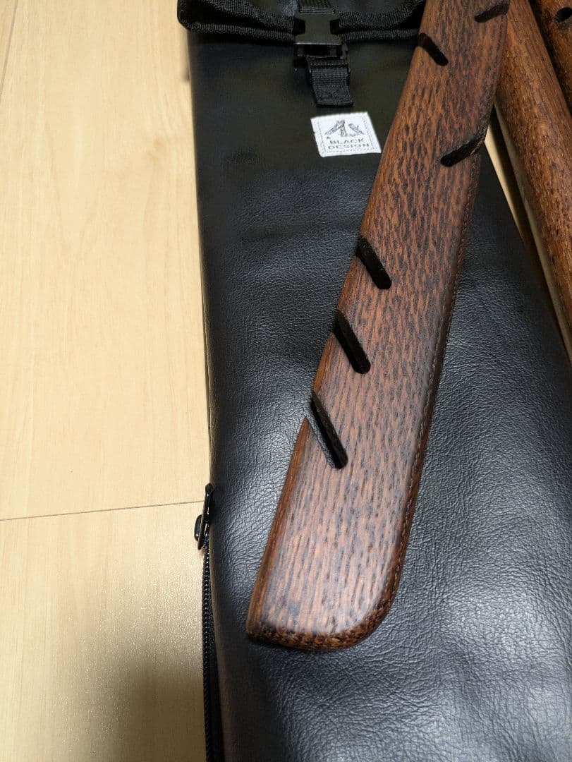 【新品同様、未使用品】ブラックデザイン　シダレザクラ
