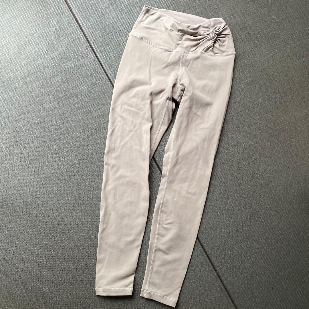 sukalaヨガウェアセット ブラトップとレギンス