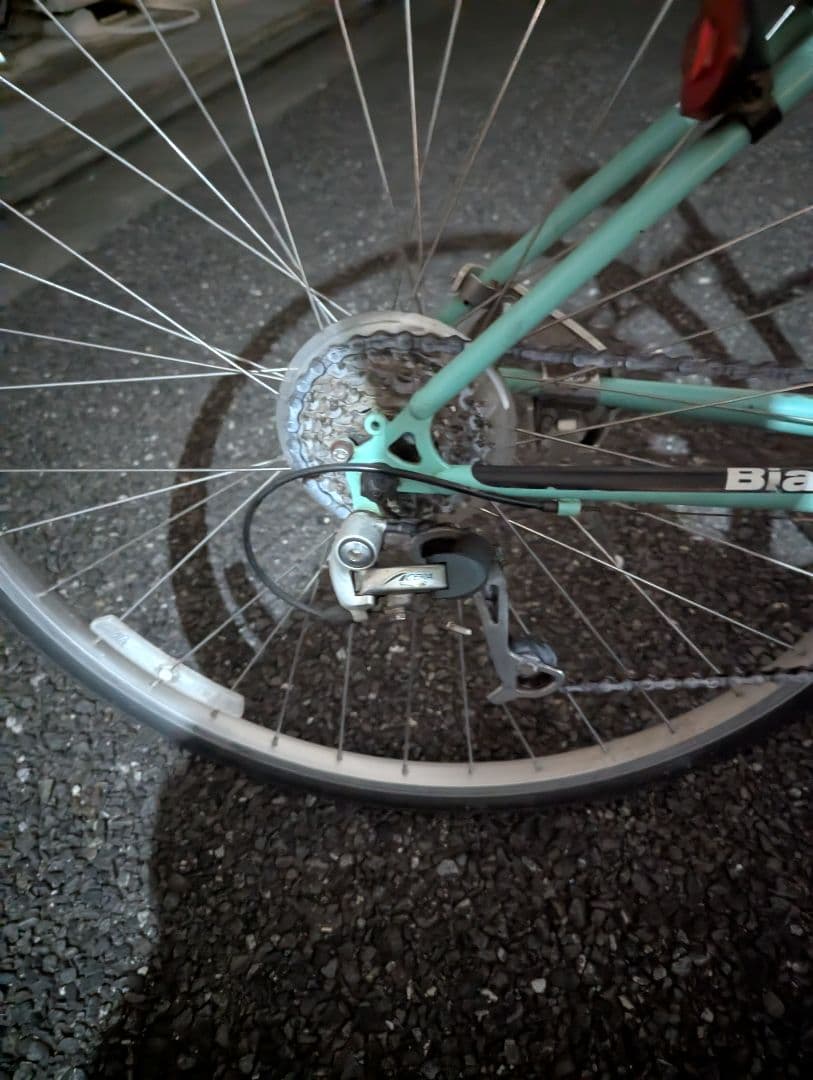 Bianchi クロスバイク 7段　チェレステ