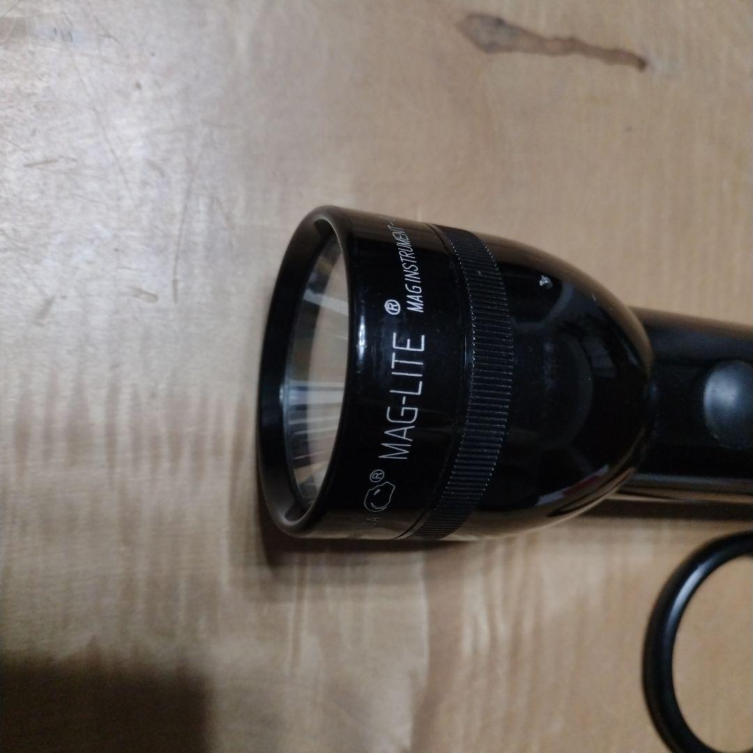 MAGLITE　マグライト　43.5 cm ホルダー付き　単1電池 5本使用