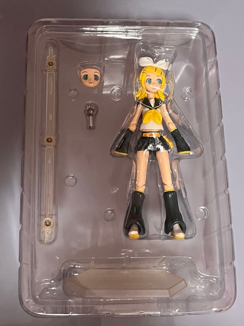 figma VOCALOID 鏡音リン