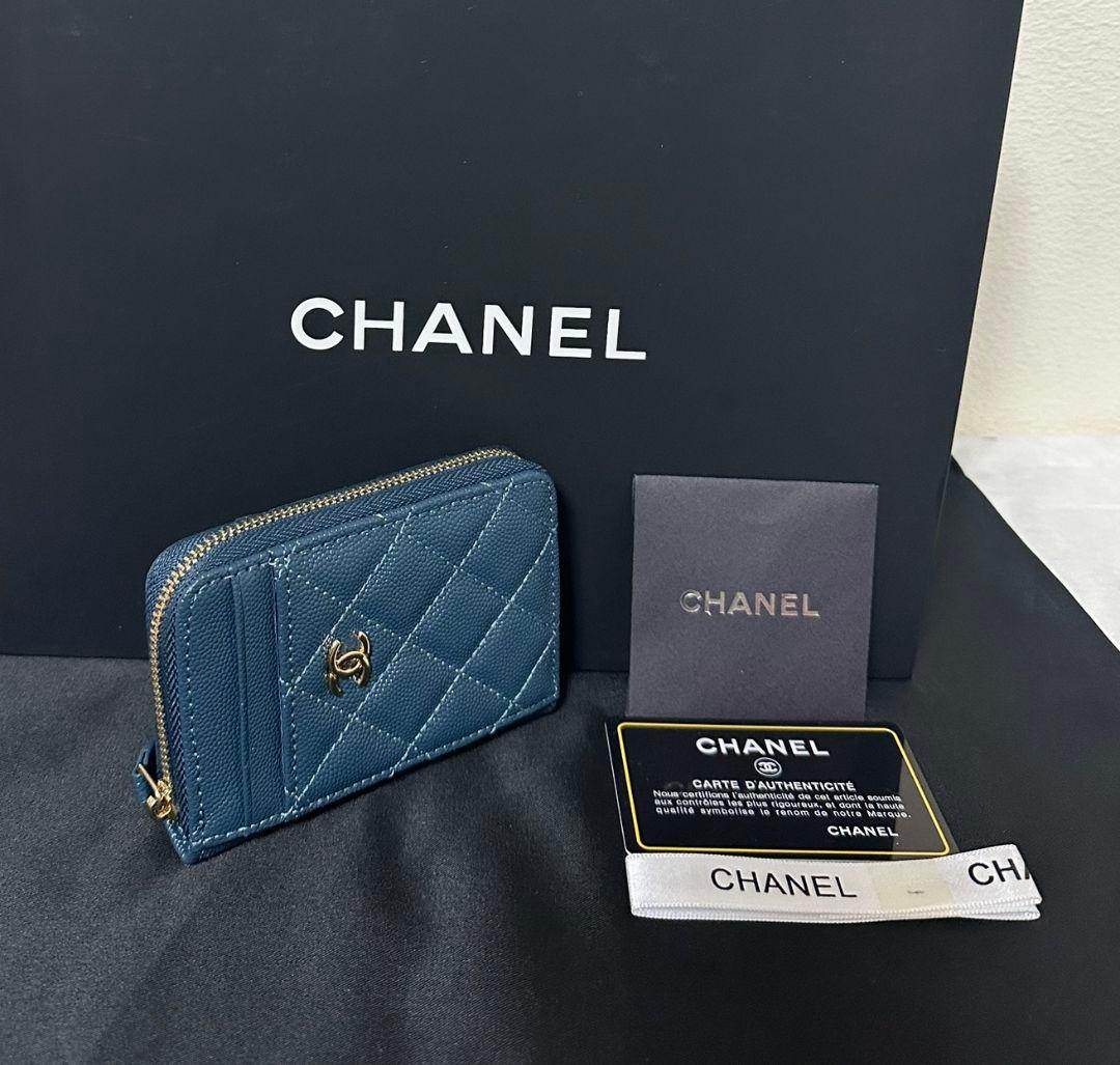 CHANEL ノベルティキルティングレザーミニ財布ネイビー