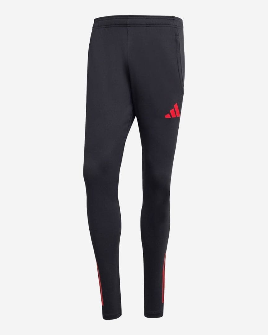 【新品・リバプールFC公式ストア】ティロ トレーニングパンツ