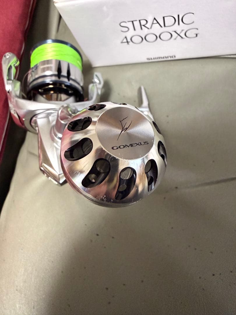 ももさま専用 19ストラディック4000XG スピニングリール