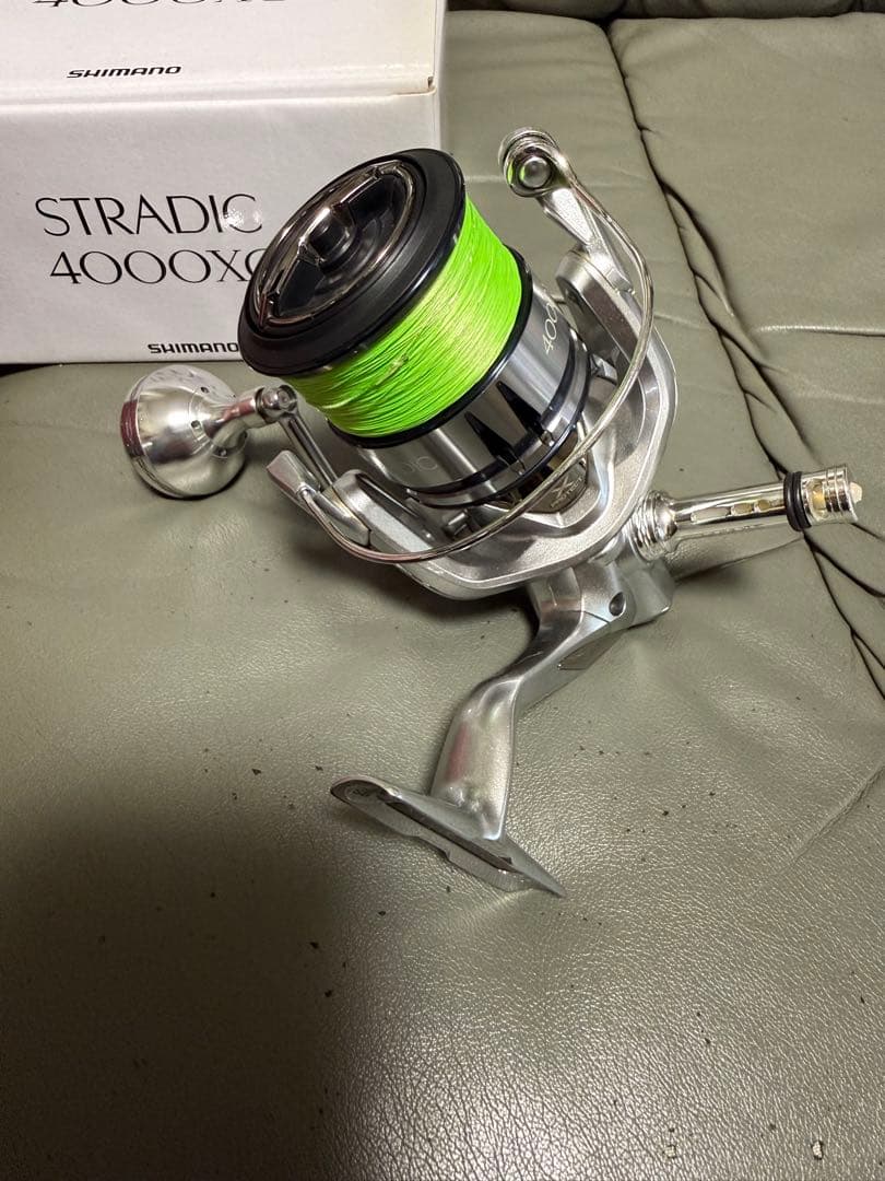 ももさま専用 19ストラディック4000XG スピニングリール