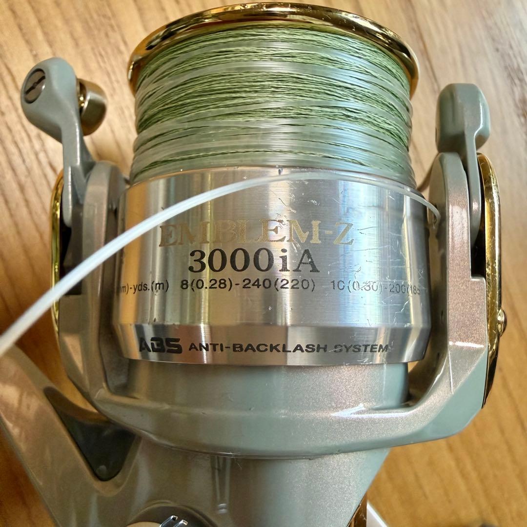 ダイワ エンブレム-Z 3000iA スピニングリール