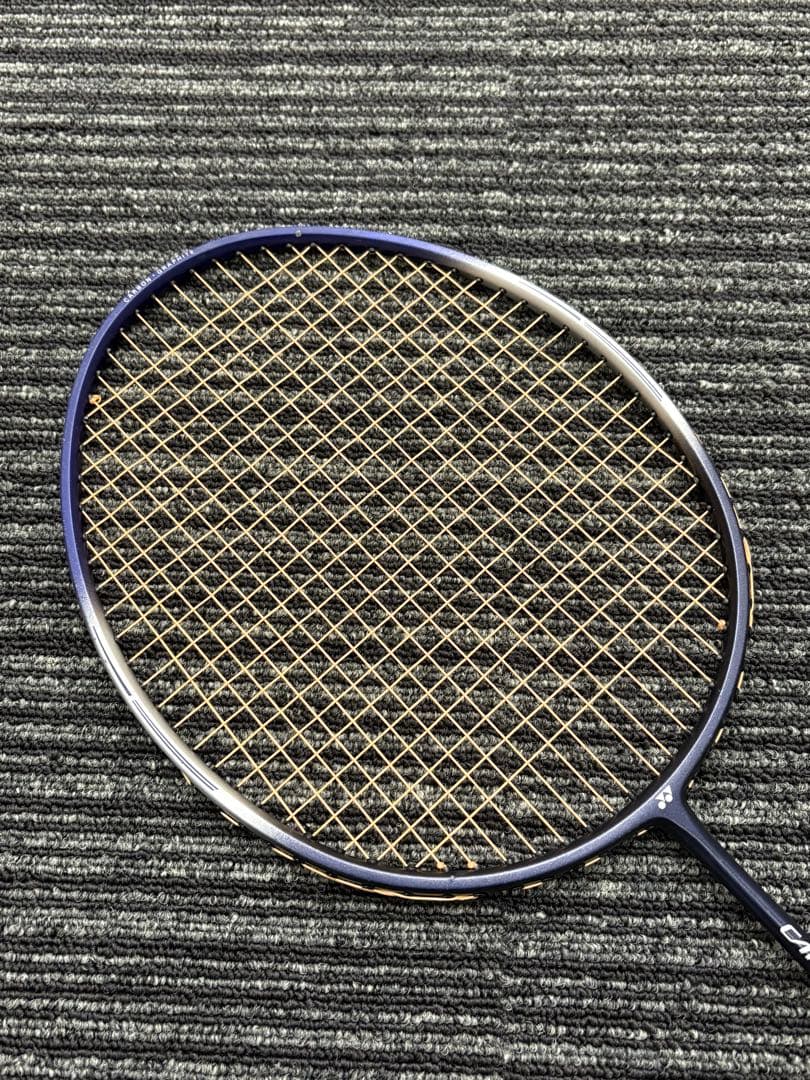 【貴重】YONEX バドミントンラケット Carbonex17 3UG4 ケース