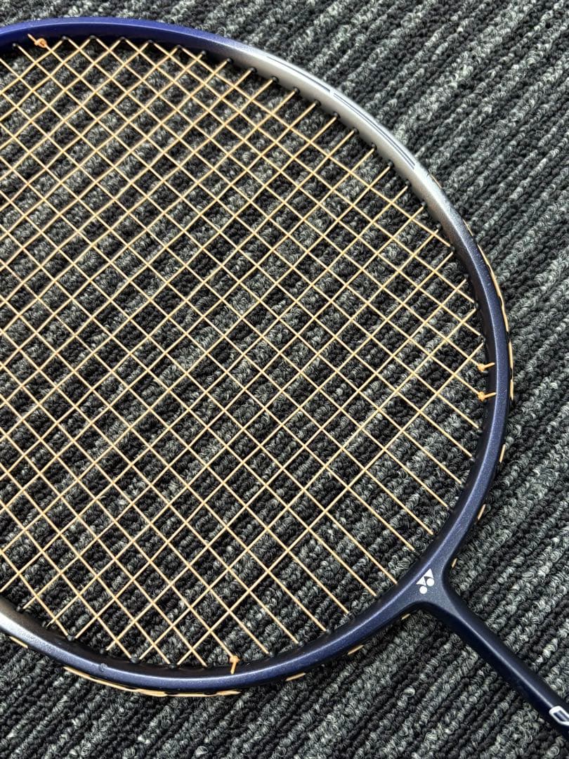 【貴重】YONEX バドミントンラケット Carbonex17 3UG4 ケース