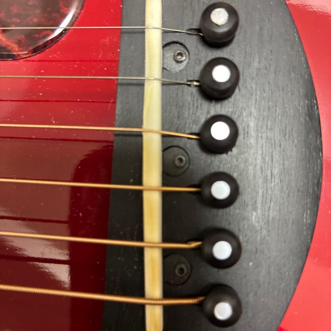 『綺麗な赤』　Taylor 214ce RED DLX