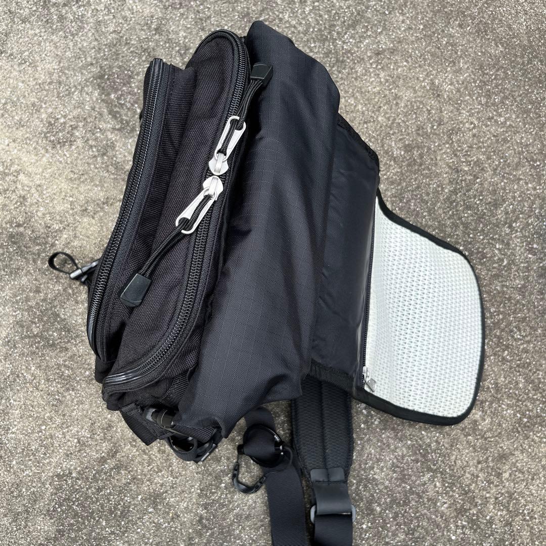 良品 kriegaクリーガ 防水 SLING PRO メッセンジャー バッグ