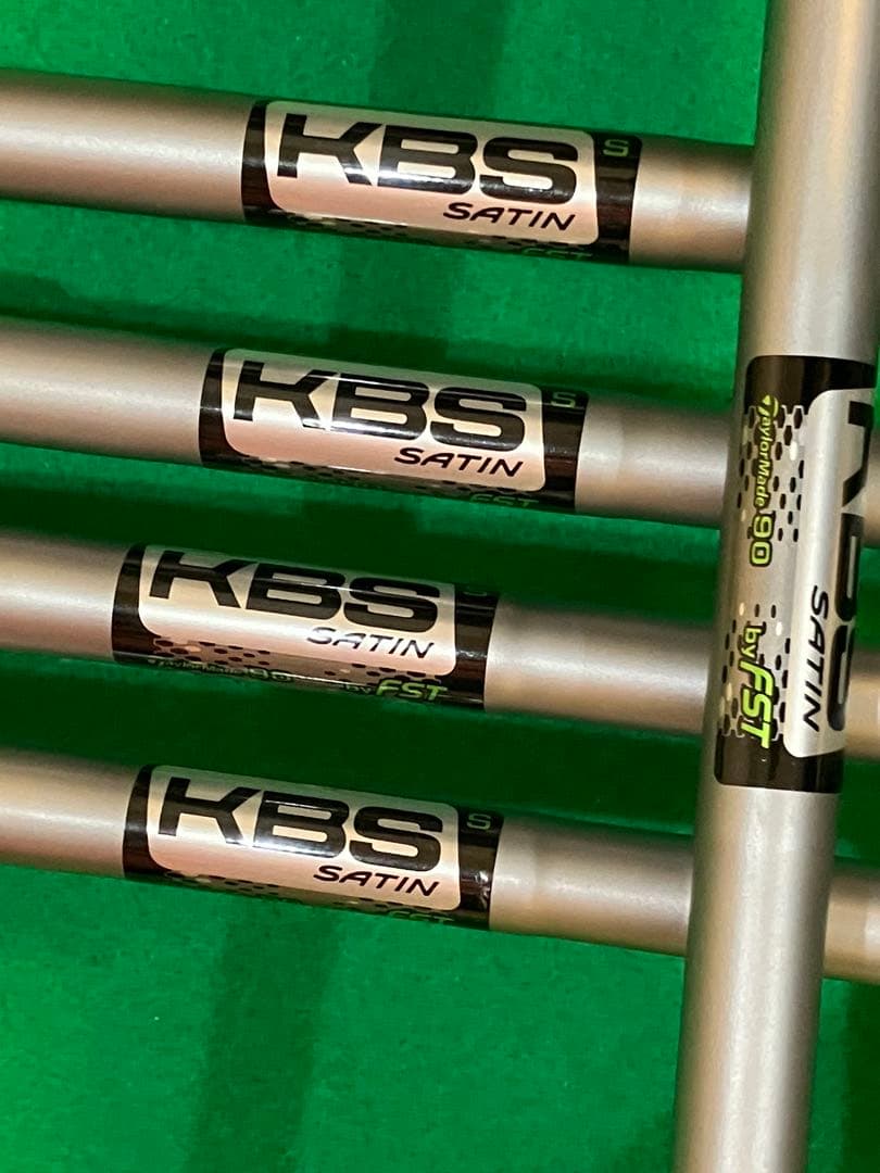 美品　テーラーメイド　RBZ メインのメンズクラブセット　フレックスS -SR