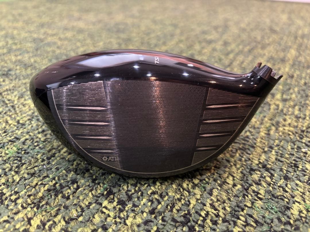Titleist TSi3 9.0° ドライバー ヘッドのみ ヘッドカバー付き