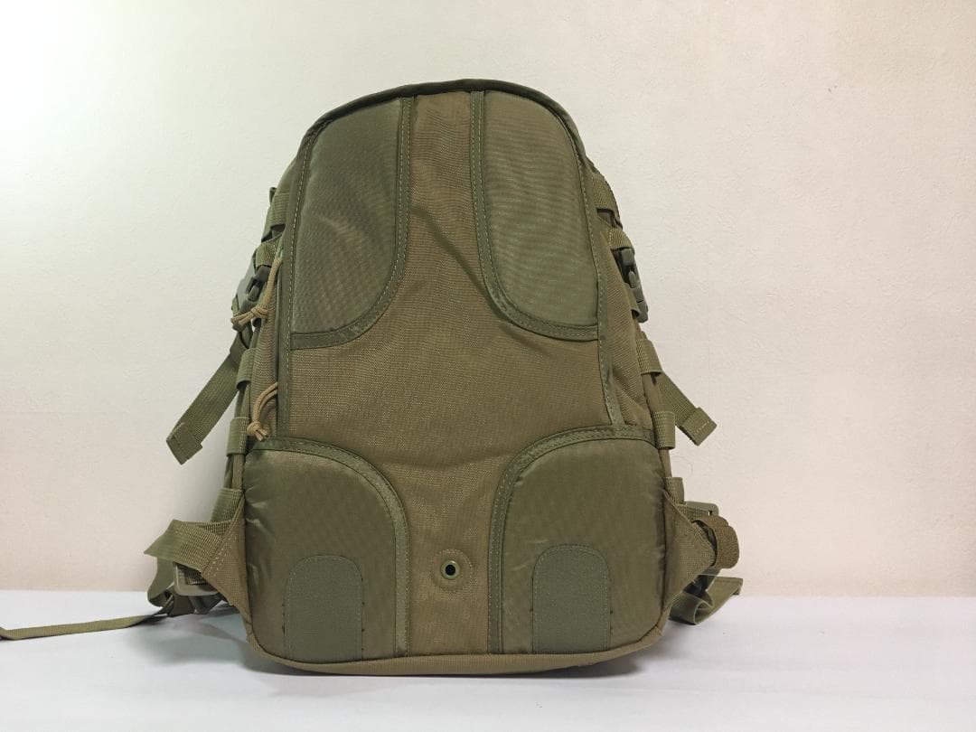 個人装備 RUSH12 BACKPACK 24L Kangaroo