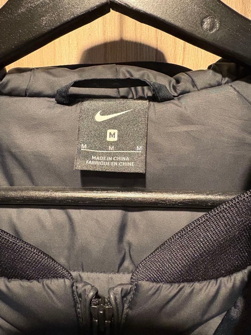 NIKE コート ナイキ 黒