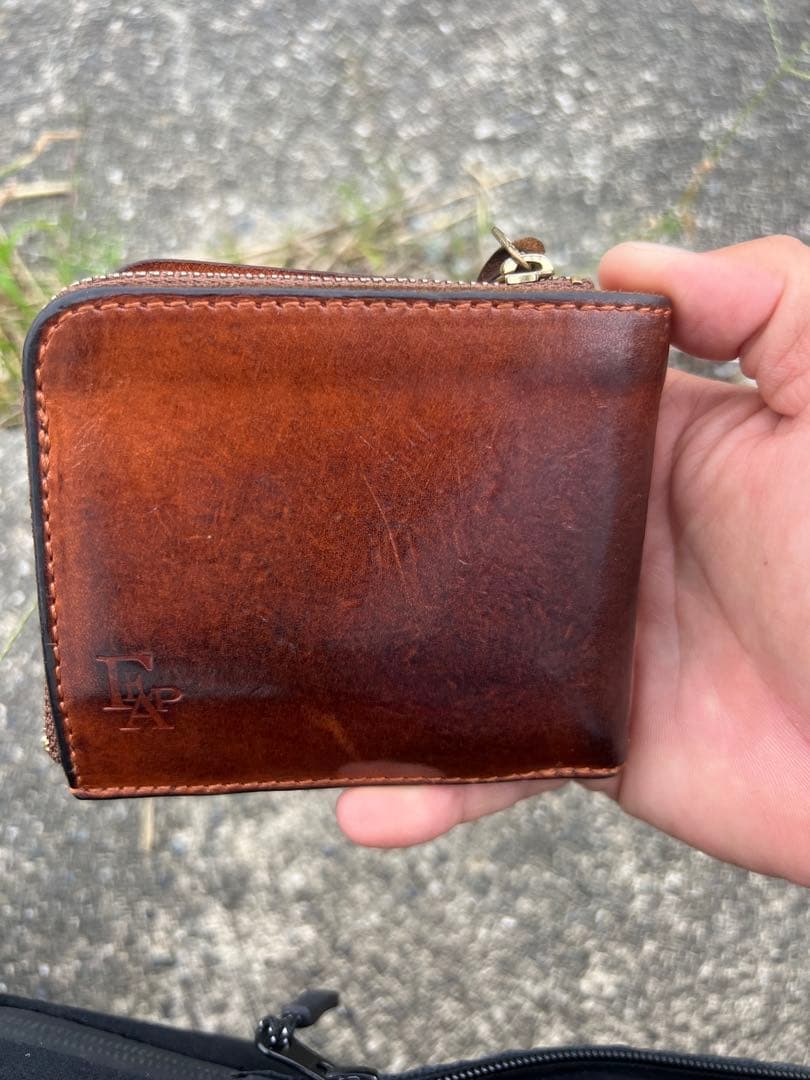 FLAP 国産本革栃木レザー使用　長財布。